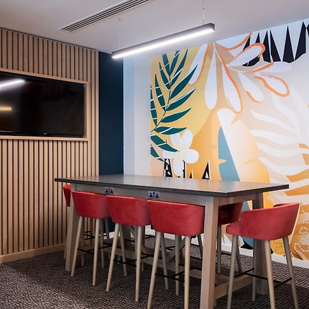 Holiday Inn London-Shepperton By Ihg מראה חיצוני תמונה