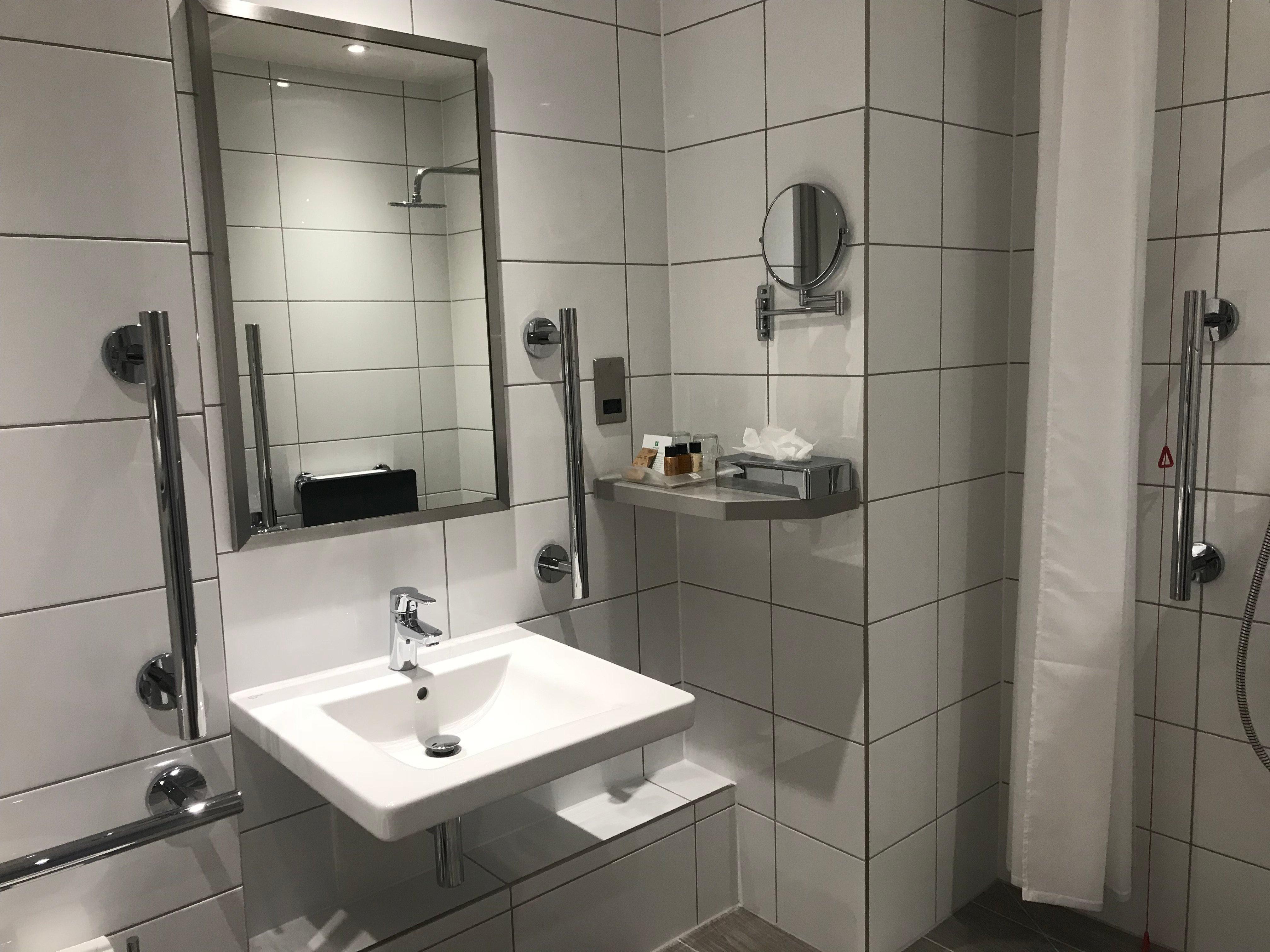 Holiday Inn London-Shepperton By Ihg מראה חיצוני תמונה
