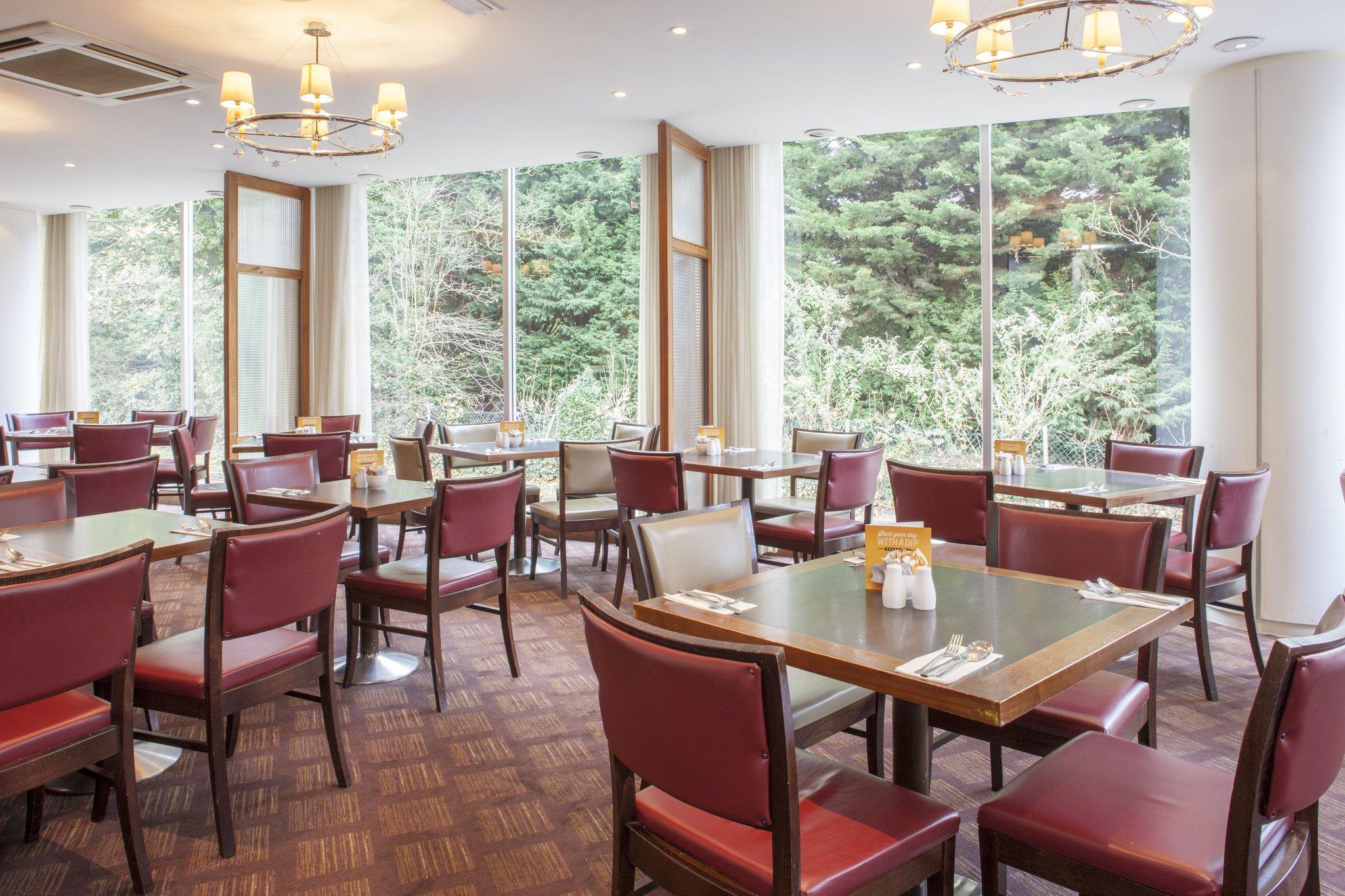 Holiday Inn London-Shepperton By Ihg מראה חיצוני תמונה