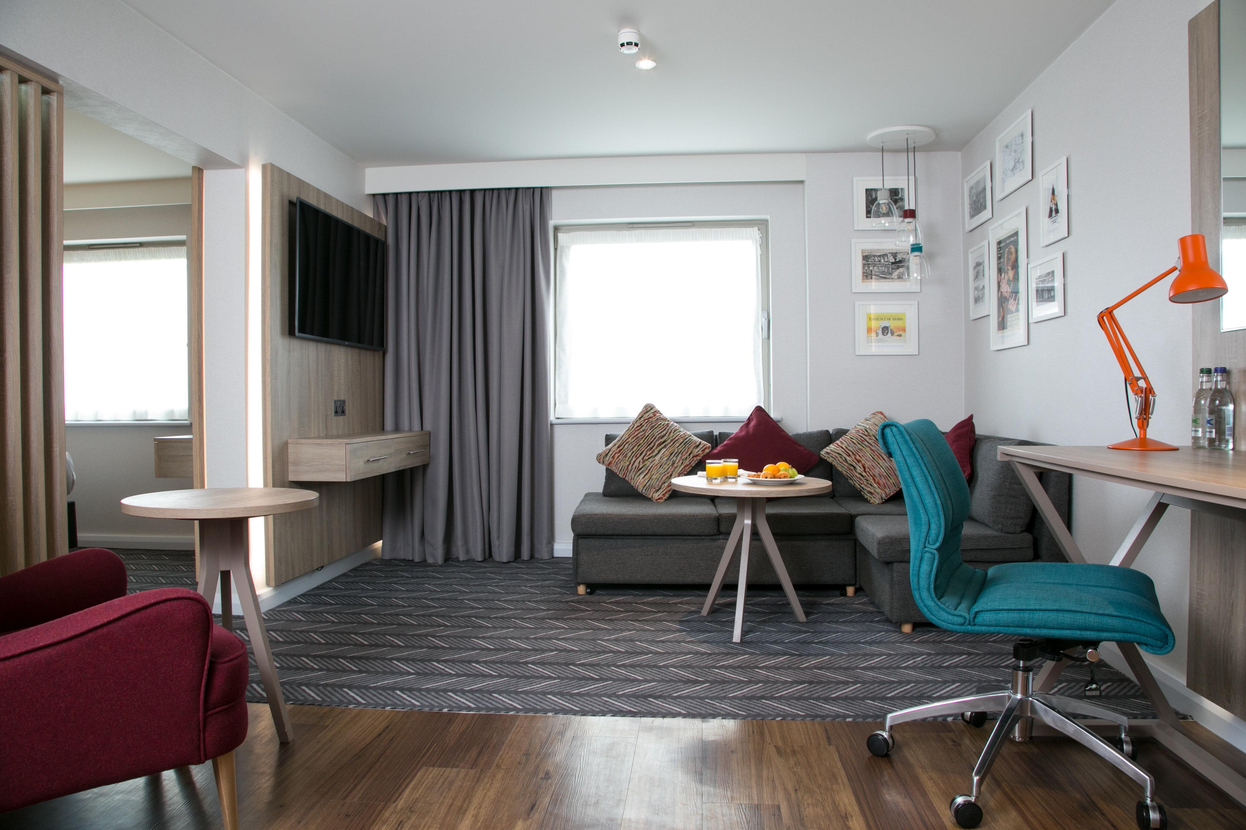 Holiday Inn London-Shepperton By Ihg מראה חיצוני תמונה