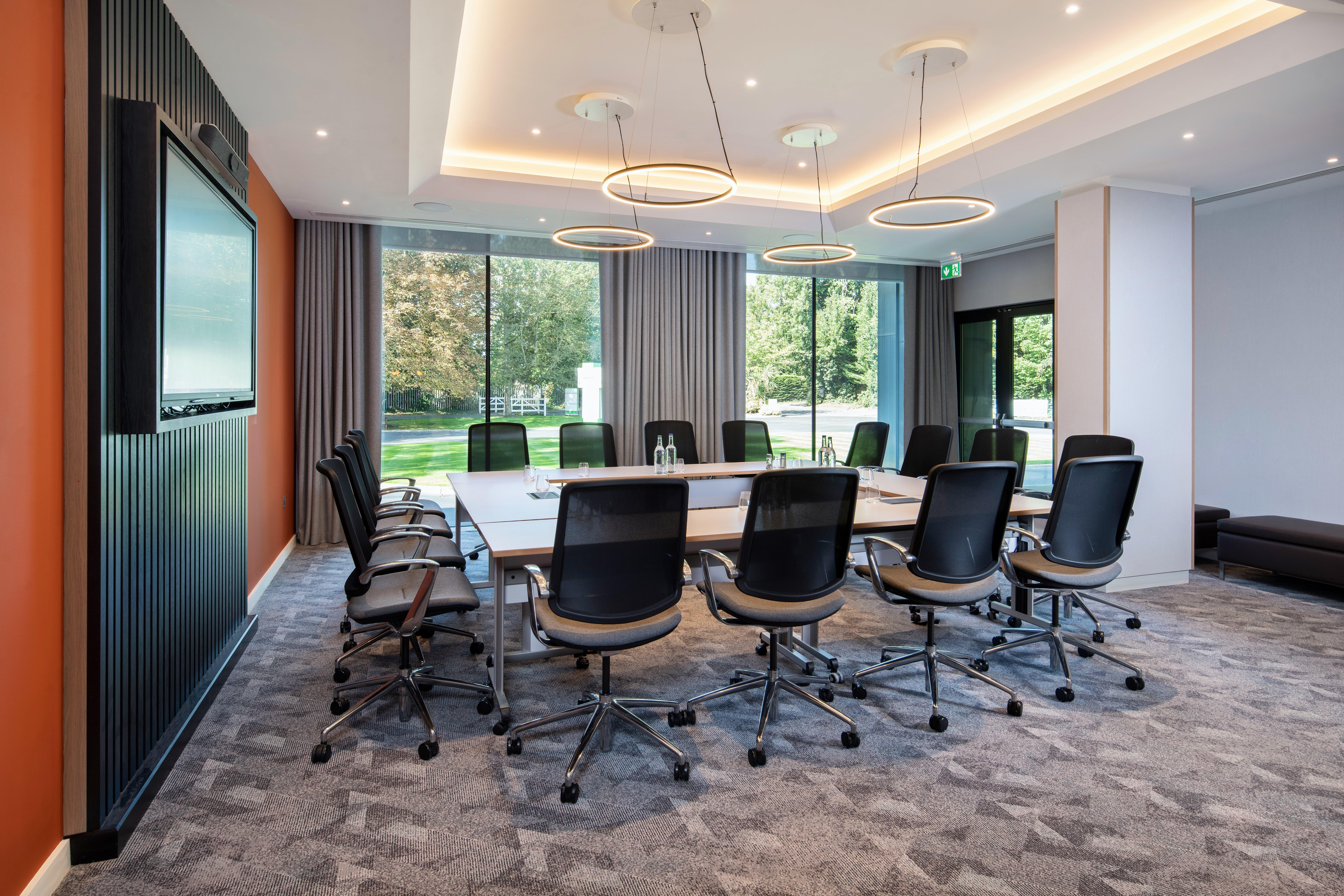 Holiday Inn London-Shepperton By Ihg מראה חיצוני תמונה